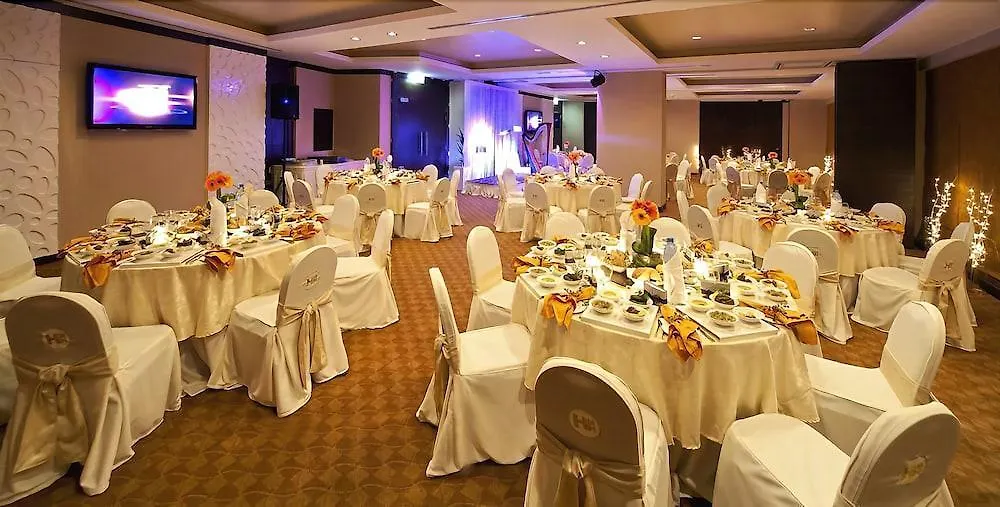 Abidos Hotel Apartment Al Barsha Dubai 4*,